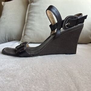 Stuart Weitzman Brown Leather  Fabric Wedge Heel Sandal Women 8.5‎ Buckle Casual